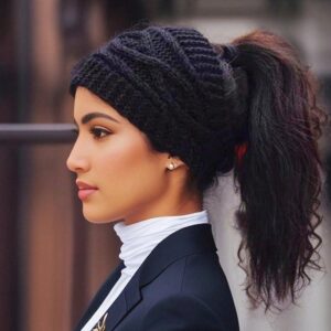 Woman Knitted Headband